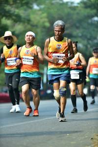 BIB: 082, 48385
                            <button type="button" onclick="openModal(10127574)" class="btn btn-primary btn-sm float-right btn-popup" data-toggle="modal" data-target=".modal-high-quality">
                        <i class="fas fa-shopping-cart"></i> Add to Cart
                    </button>
                                            <button type="button" onclick="isThisMe(10127574, true)" class="btn btn-success btn-sm float-right btn-popup btn-isme hidden" data-toggle="tooltip" data-placement="bottom" title="นี่คือรูปของคุณใช่ไหม คลิกที่นี่เพื่อเอาเข้าอัลบั้ม">
                        <i class="fas fa-plus"></i> Add to album
                    </button>
                    <button type="button" onclick="isThisMe(10127574, false)" class="btn btn-warning btn-sm float-right btn-popup btn-isnotme hidden">
                        <i class="fas fa-ban"></i> Remove from album
                    </button>